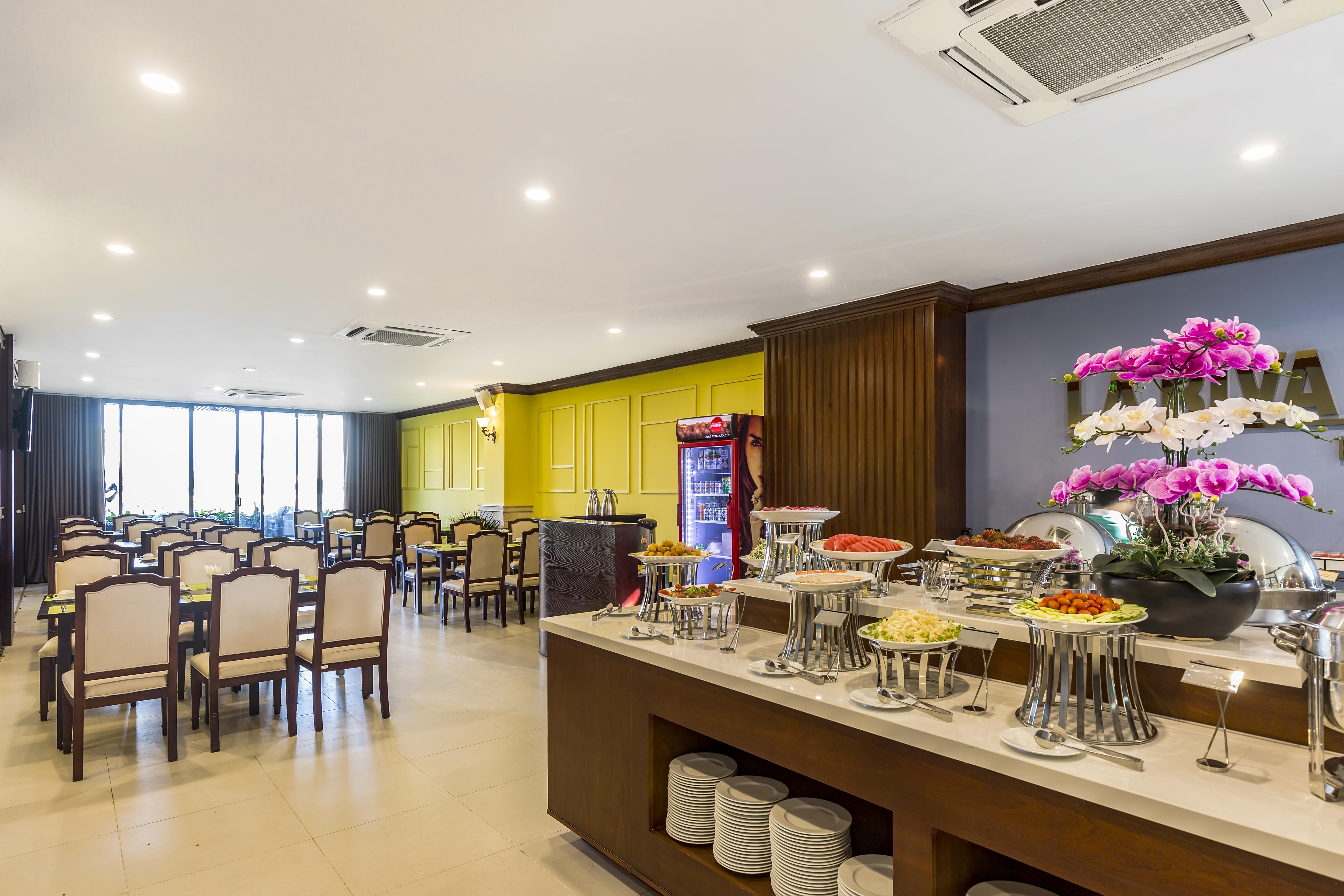Ibiza Riverfront Da Nang Hotel Powered By Aston Buitenkant foto