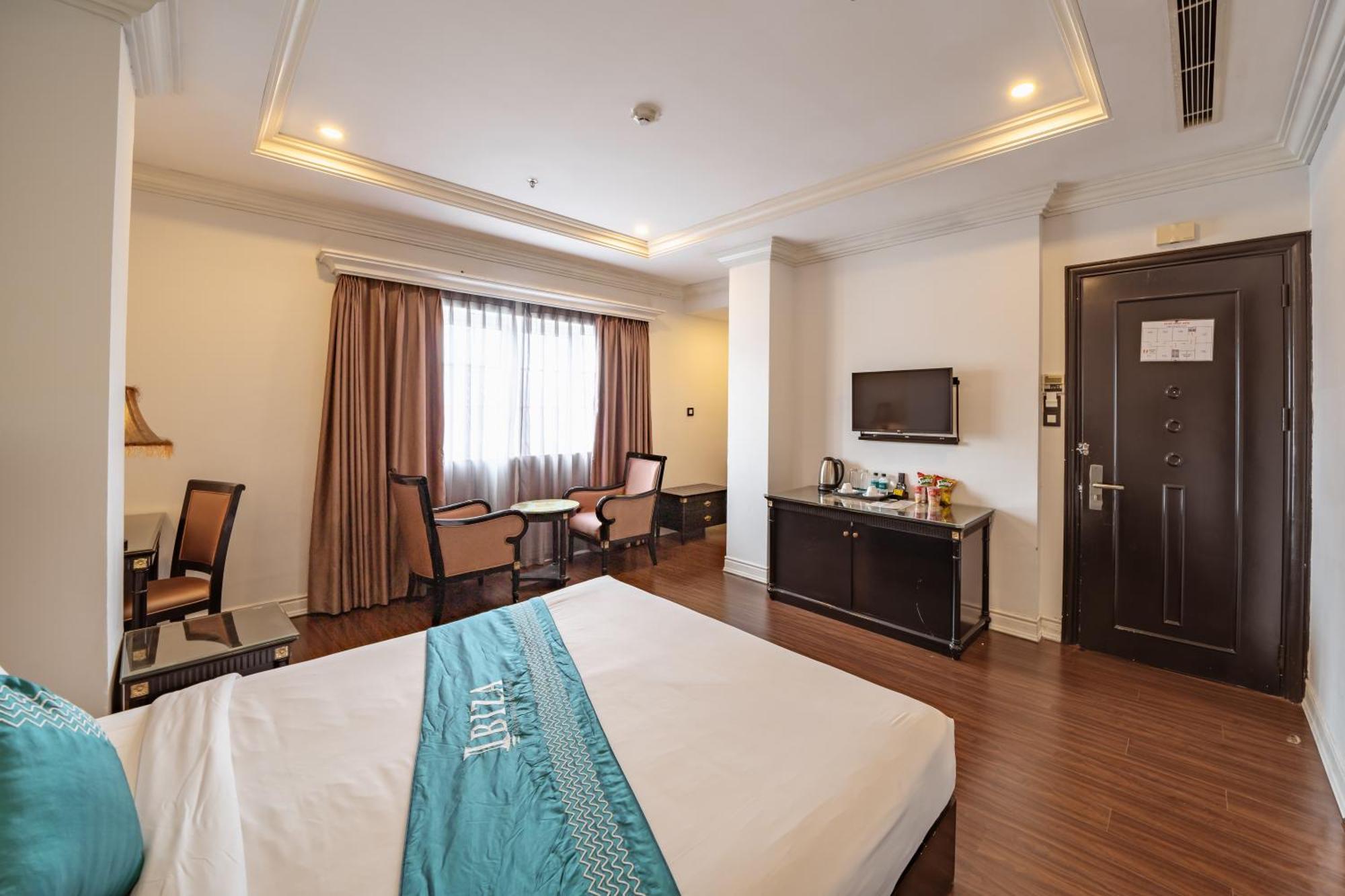 Ibiza Riverfront Da Nang Hotel Powered By Aston Buitenkant foto